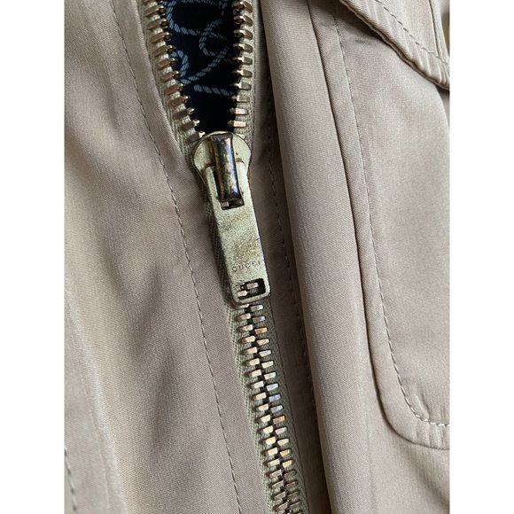 ** AS IS ** Gucci Short Sleeve Jacket, fits like size 2/4 US - Picture 7 of 12